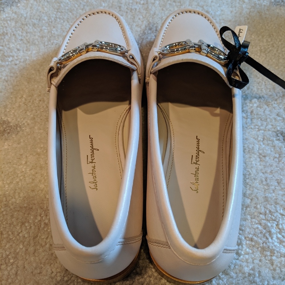 Salvatore Ferragamo Women's Rolo Reversible Loafer - Picture 2 of 4